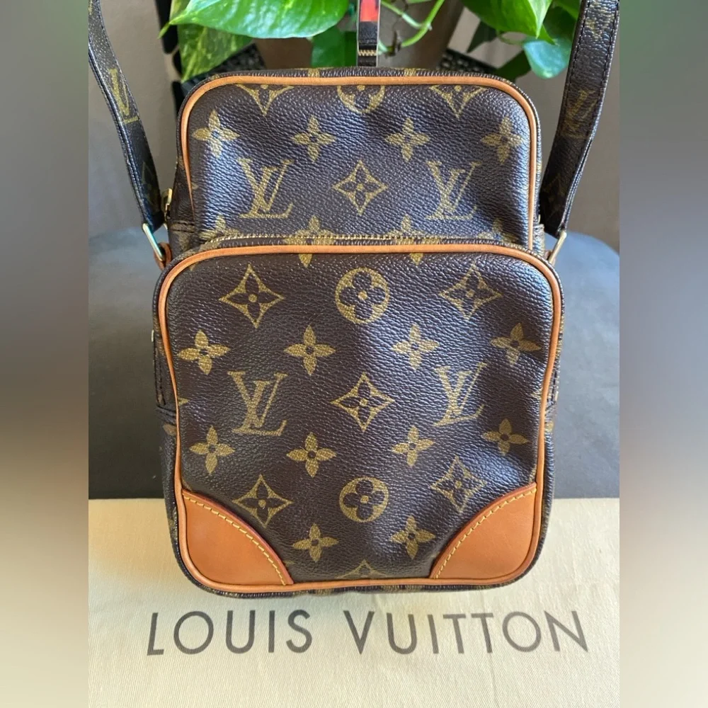 Louis Vuitton Amazone Monogram Crossbody Y2K, M45236, Vachetta Leather, Canvas - Picture 2 of 16
